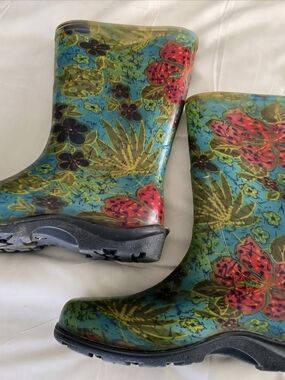 Sloggers Waterproof Rain & Garden Boots Mid-Summer Blue US W 8 - Pre-Loved  Good